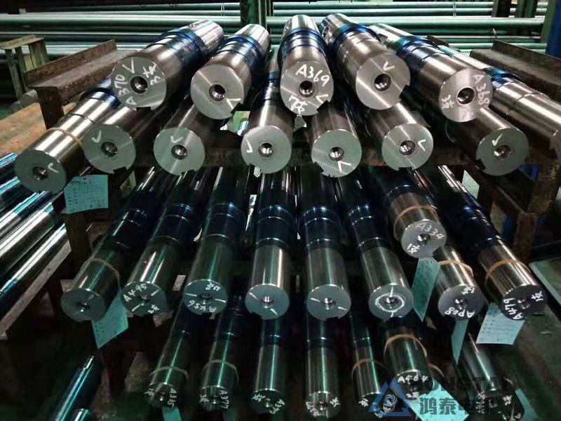 YBBP-355M-4电机轴伸打螺纹孔定制